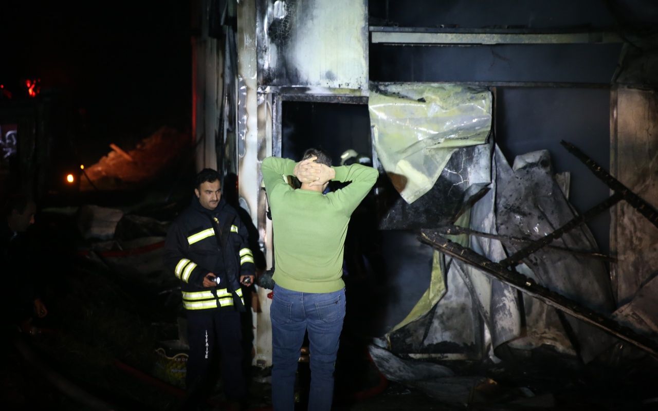 Düzce'de tekstil fabrikası alevlere teslim oldu 5