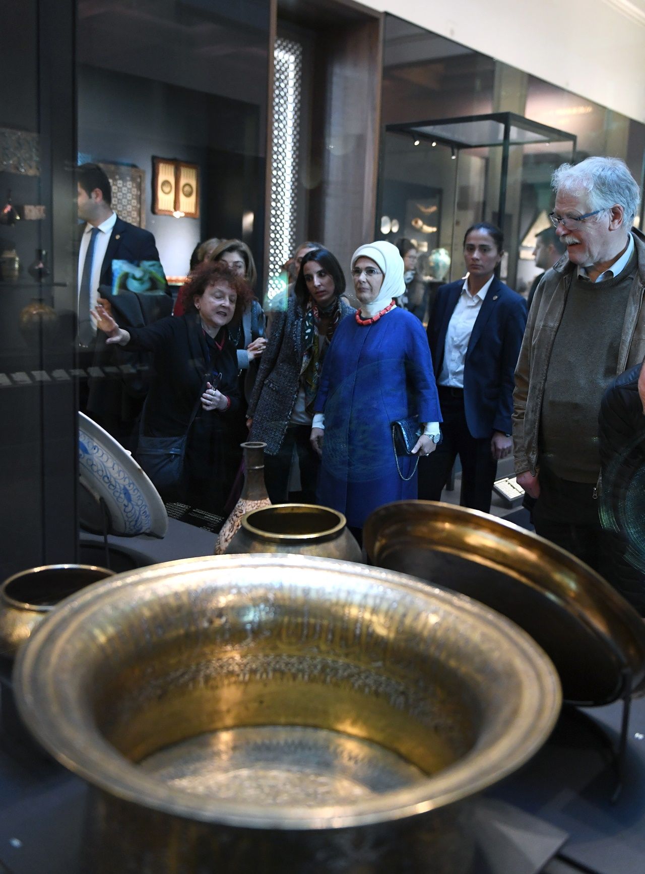 Emine Erdoğan, British Museum'u gezdi... 10