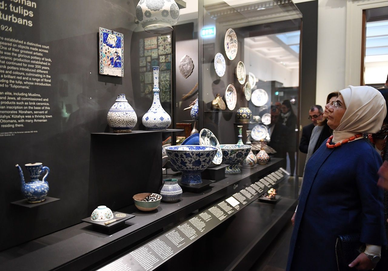 Emine Erdoğan, British Museum'u gezdi... 11
