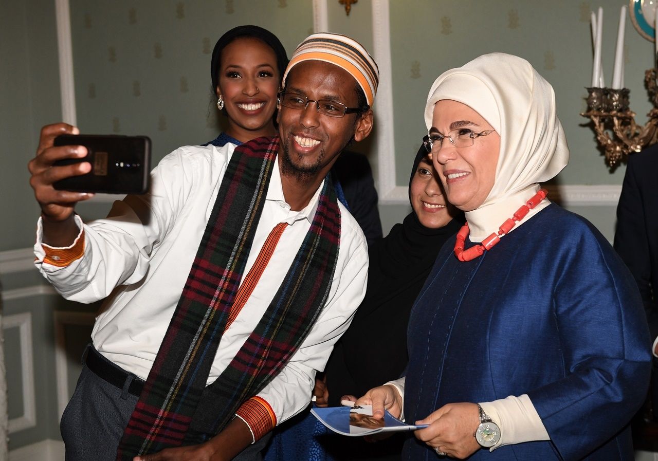Emine Erdoğan, British Museum'u gezdi... 20