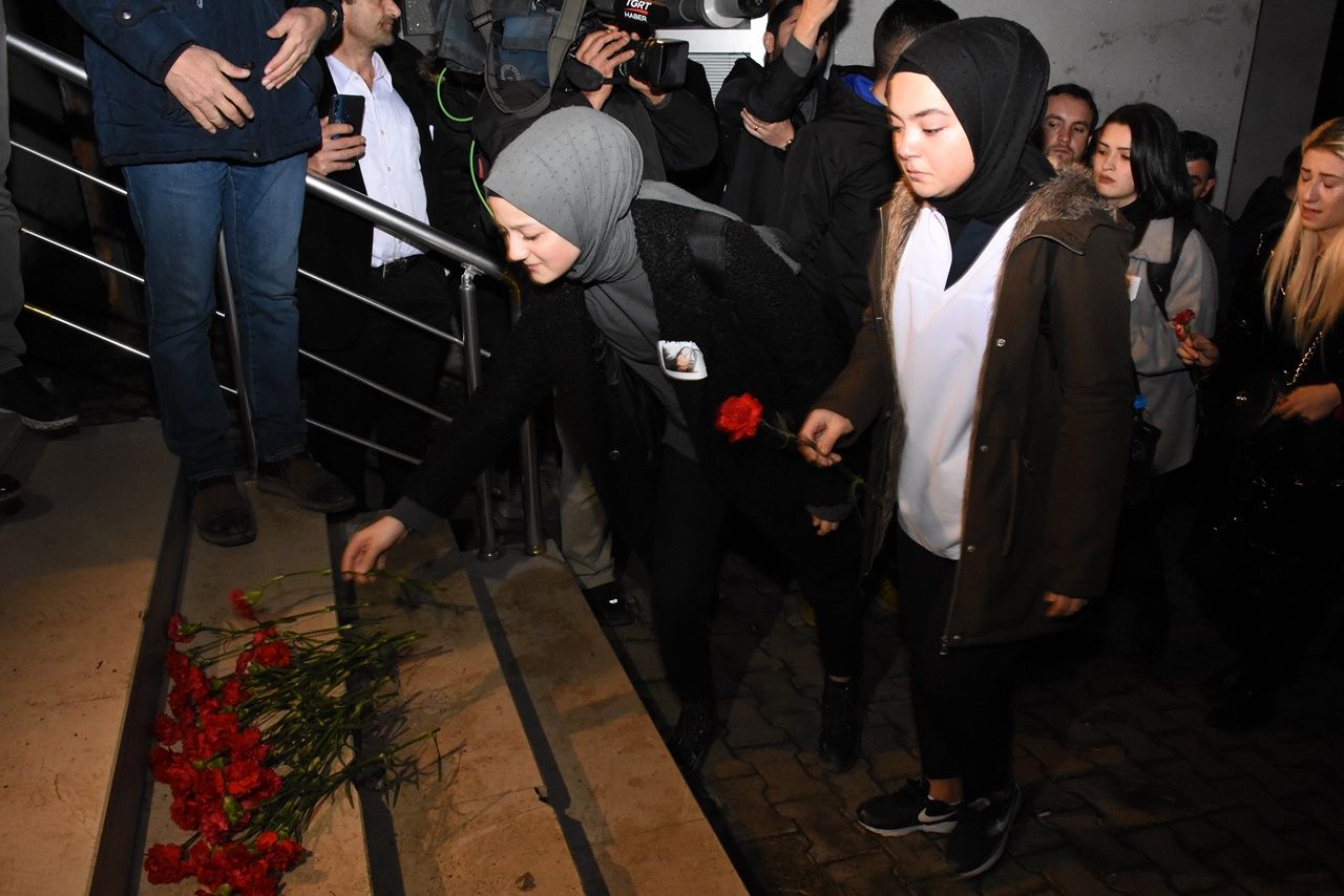 Ceren Özdemir için hüzünlü yürüyüş! 17