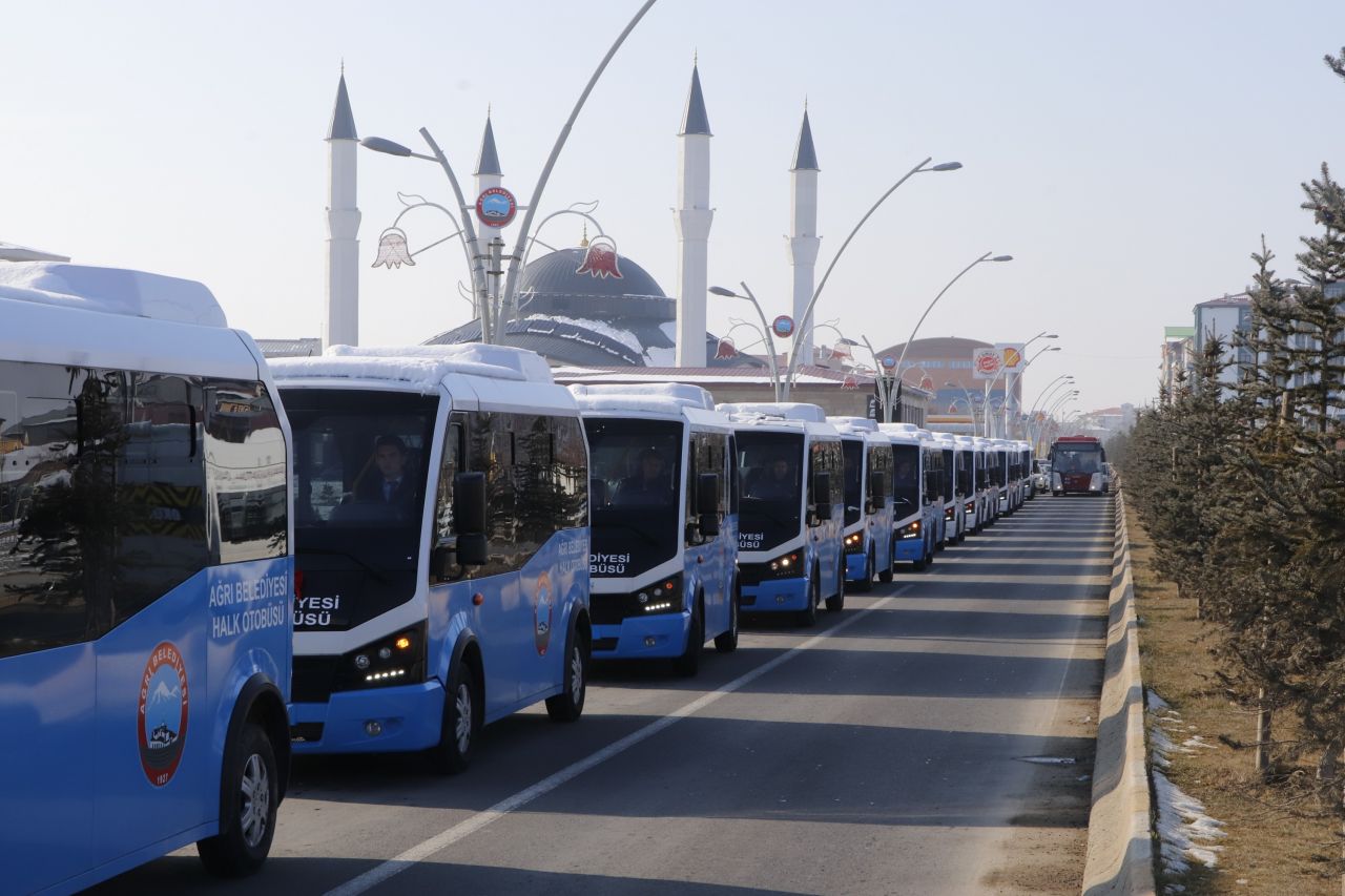 Başkan Sayan'dan ulaşımda devrim! Konvoyun başına geçti... 6