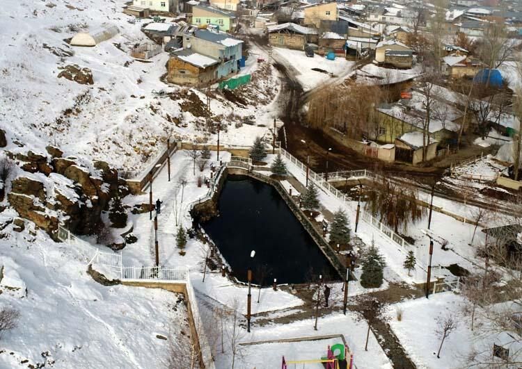 Erzurum'un gizemli gölü! Balıkları tavada kayboluyor... 2