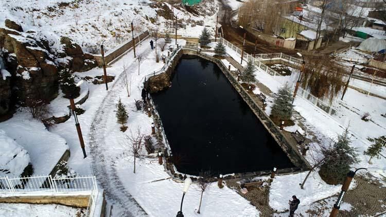 Erzurum'un gizemli gölü! Balıkları tavada kayboluyor... 4