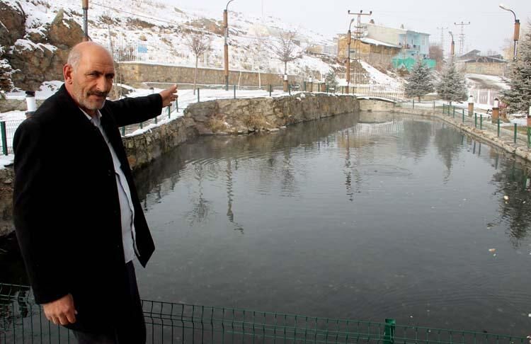 Erzurum'un gizemli gölü! Balıkları tavada kayboluyor... 6