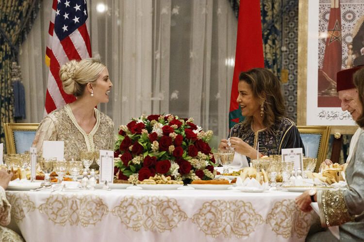 İngiliz ajanla Ivanka'nın ilişkisi ortaya çıktı! 52