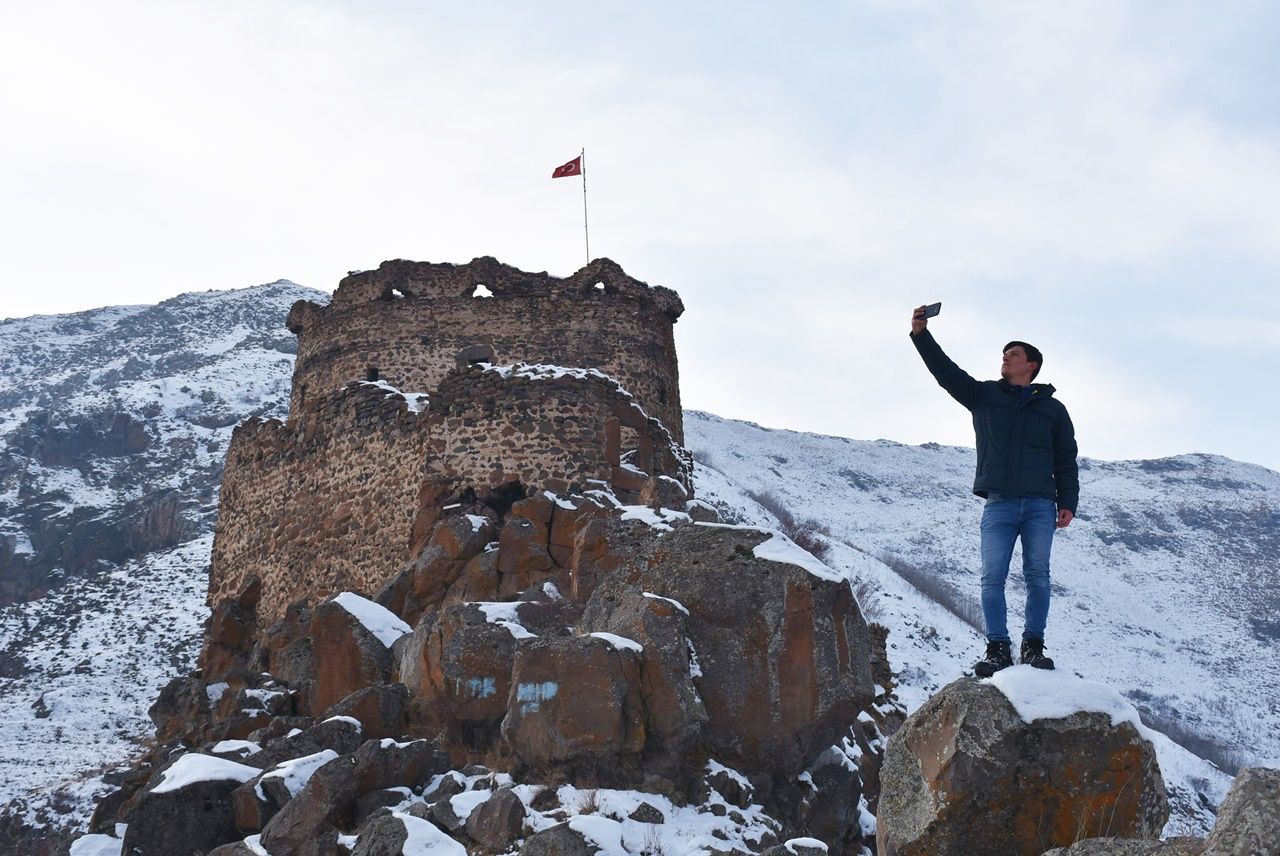 Şeytan Kalesi'nde görsel şölen... 9