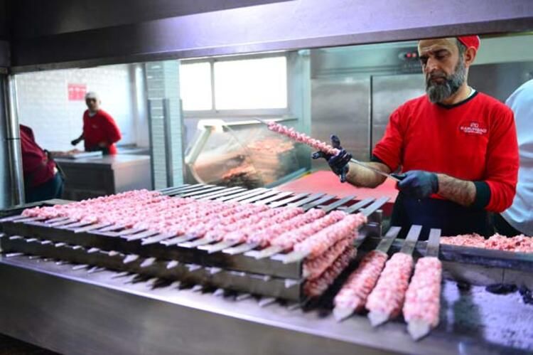 Kebapta iğrenç hile! Millete bunu yedirdiler... 13