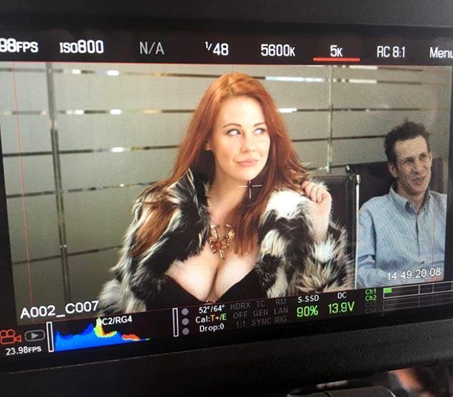 Ünlü oyuncu yetişkin film yıldızı oldu! 14