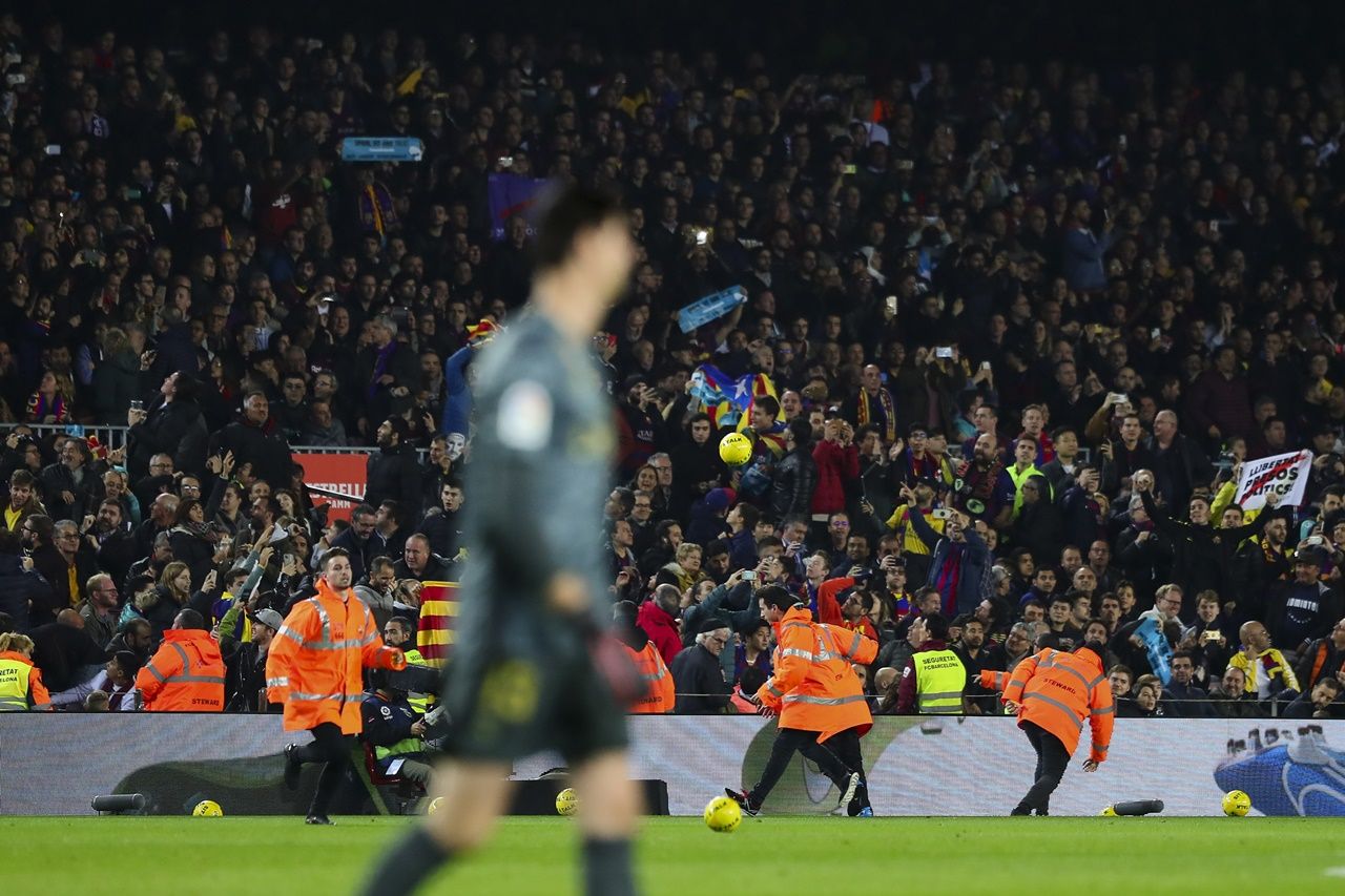 El Clasico sonrası sokaklar karıştı... 12