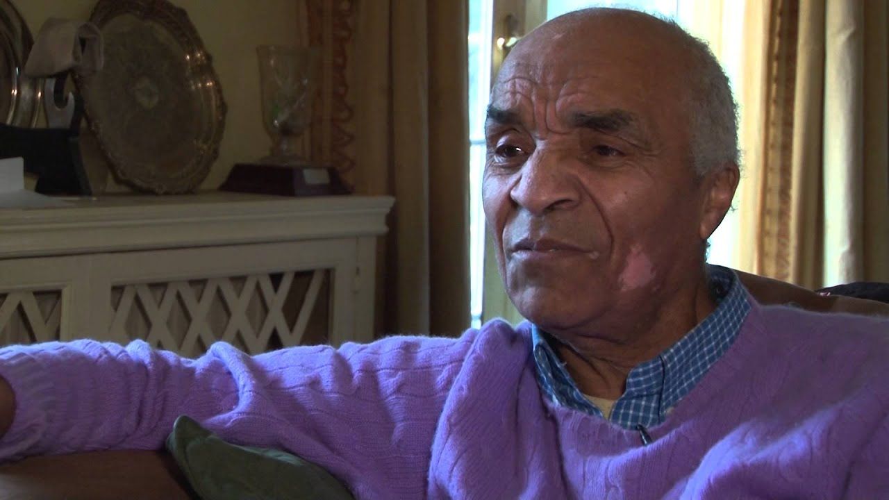 Usta şarkıcı ve sunucu Kenny Lynch hayatını kaybetti! 19