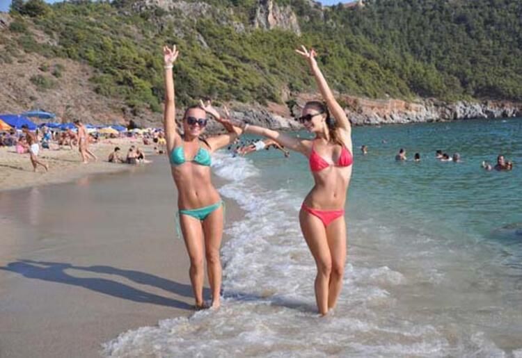 Bu plajlara 21 yaşından küçükler giremiyor! Biri de Türkiye'de... 10