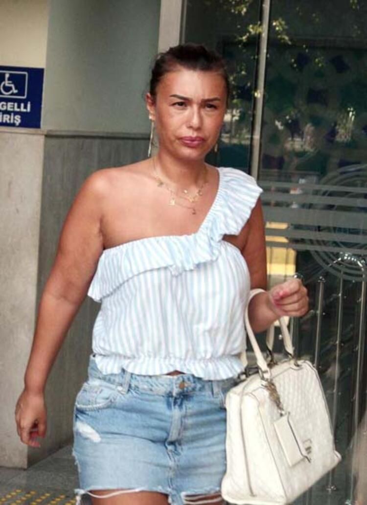 Estetik tutkusunu dizginleyemiyor! 23. kez bıçak altına yatacak... 14
