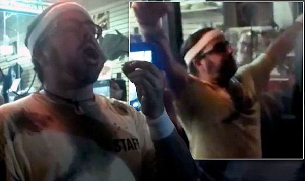 Yuttuğu sineği öldürmek için ağzına sprey sıktı! 10