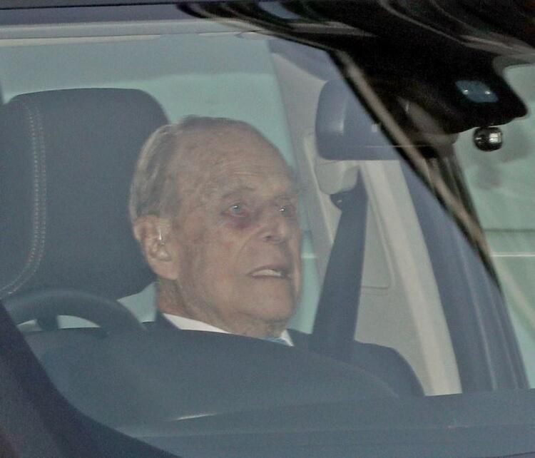 Prens Philip son görüntüsüyle korkuttu! 10