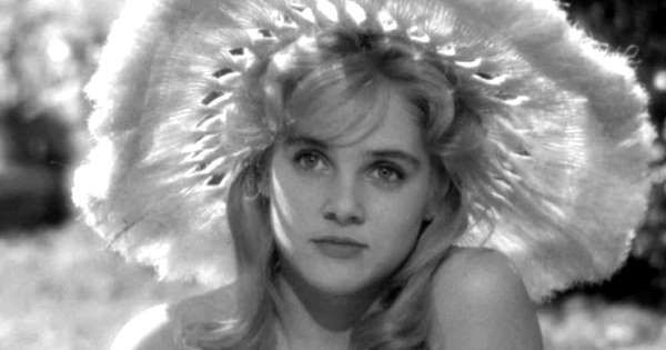 Lolita filminin yıldızı Sue Lyon öldü! 9