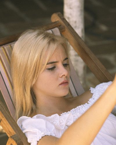 Lolita filminin yıldızı Sue Lyon öldü! 11