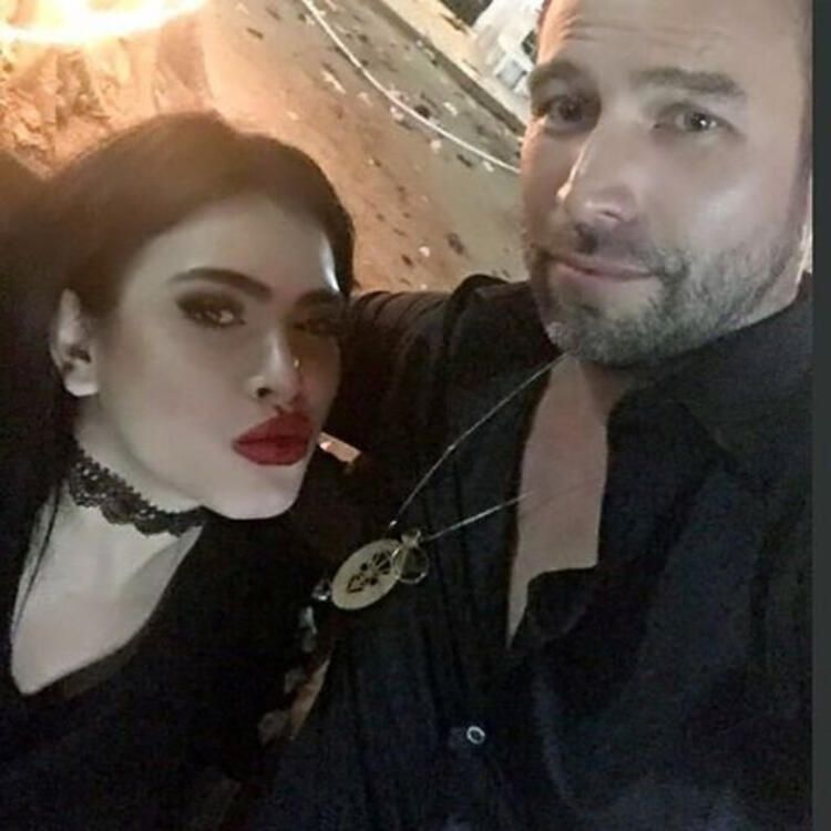 Suçun Kim Kardashian'ına görkemli cenaze... 22