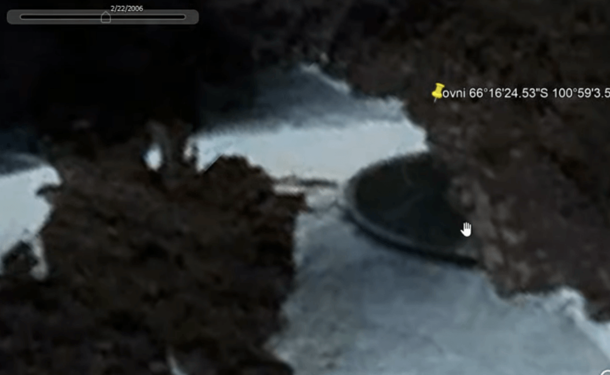Antarktika'da UFO keşfi! Google Earth'te bulundu... 1