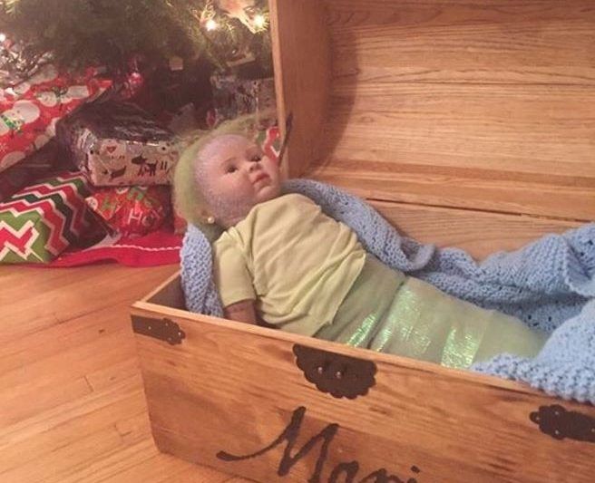 Kızına uyuşturucu dolu oyuncak bebek hediye etti! 5