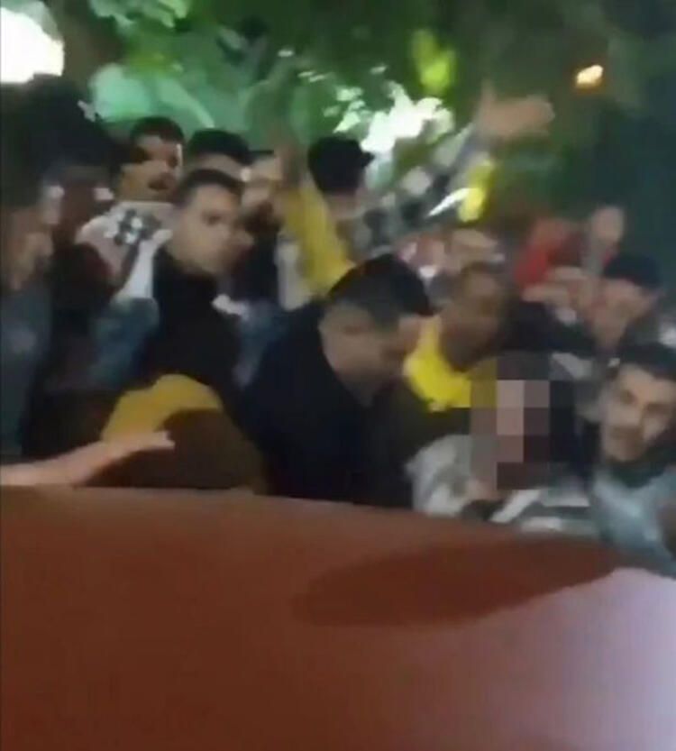 Aralarına aldıkları kadına defalarca.. 2