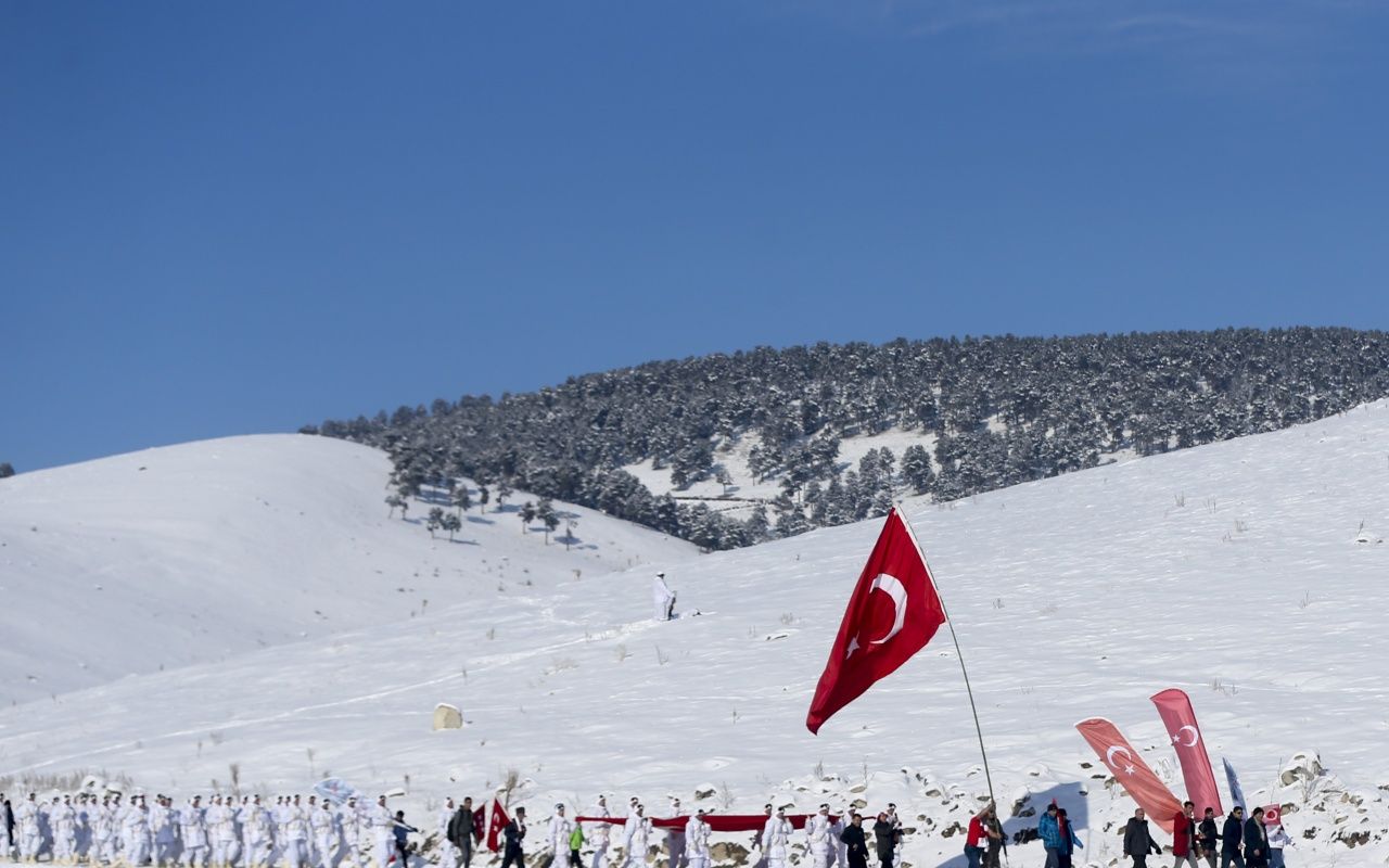 Asım'ın nesli asrın yürüyüşünde! Sarıkamış şehitleri unutulmadı... 12