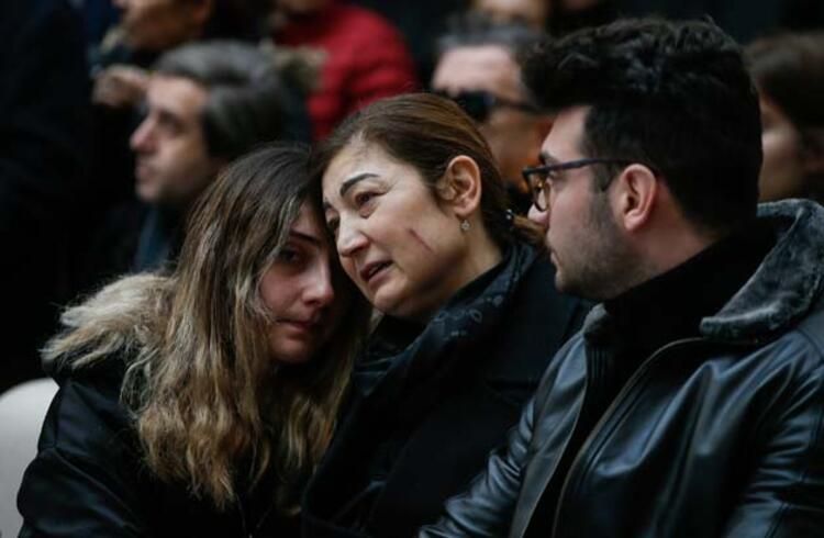 Bacağındaki alçının bağıyla intihara kalkıştı! 10
