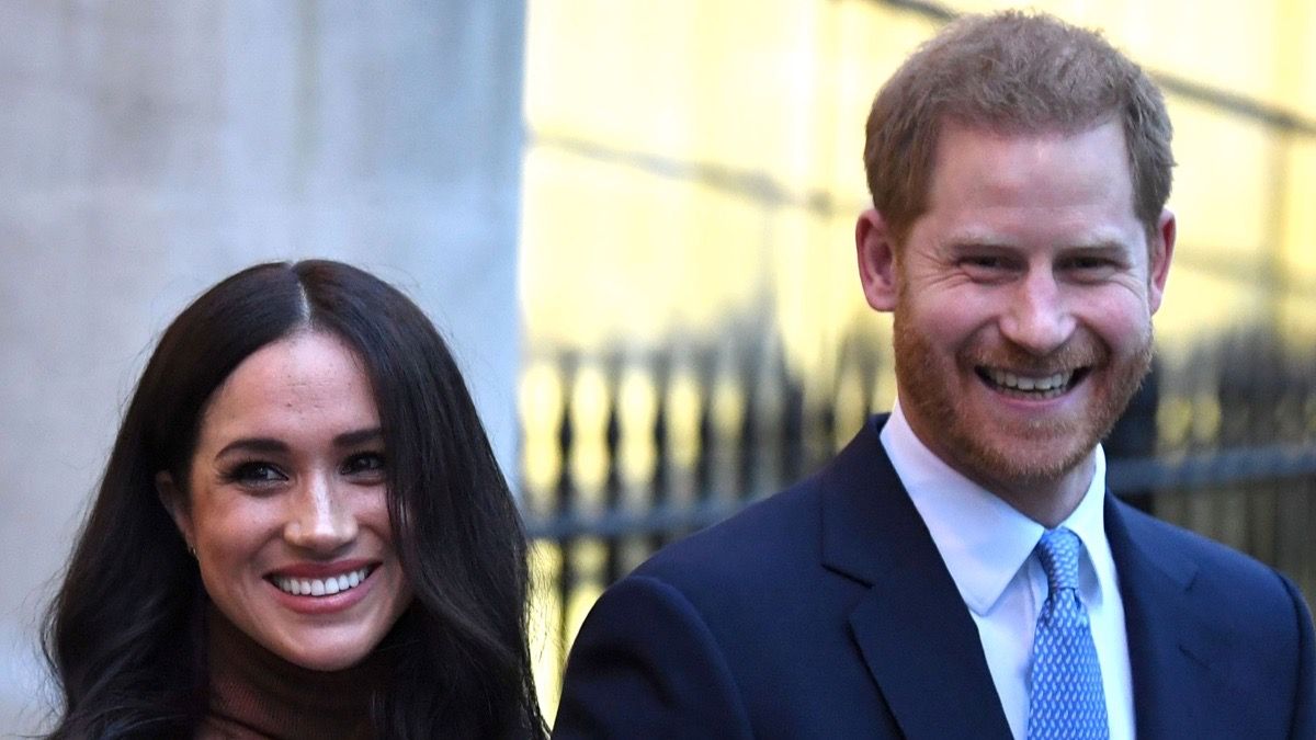 Prens Harry ve eşi Düşes Meghan Markle Kraliyet'ten çekiliyor! 7