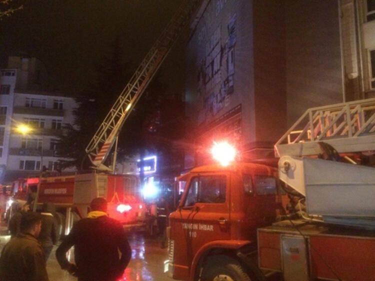 İki kadının öldüğü AVM yangınından skandal çıktı! 10