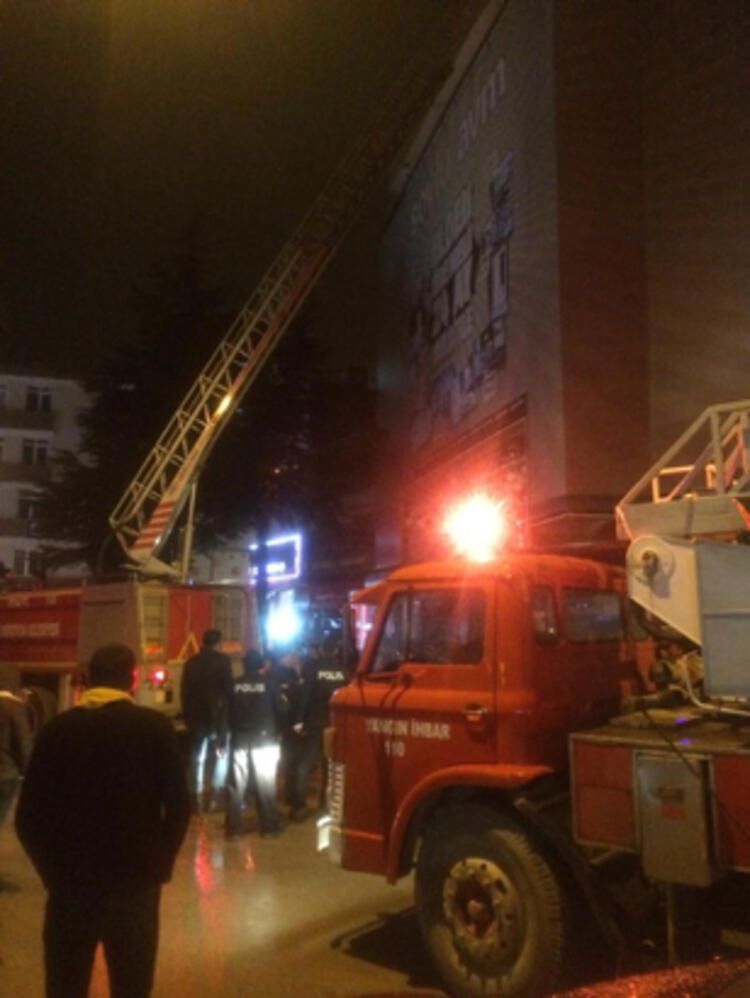 İki kadının öldüğü AVM yangınından skandal çıktı! 2