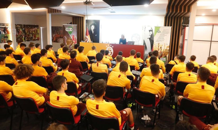 İletişim Başkanlığı'ndan "Sporda şiddetsiz iletişim" projesi! 6