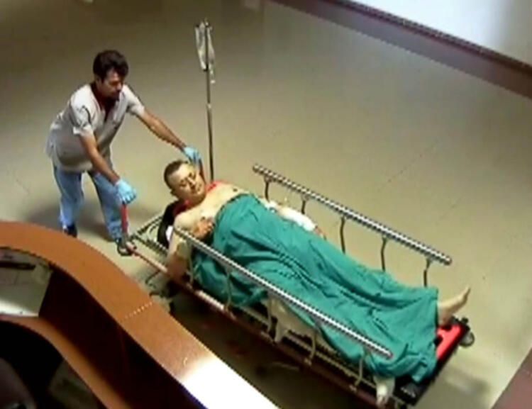 Kan donduran mesajları gösterip "Keşke ben ölseydim" dedi! 17