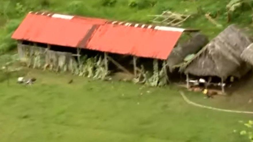 Tarikat dehşeti! Kampta 6'sı çocuk 7 ceset bulundu... 1