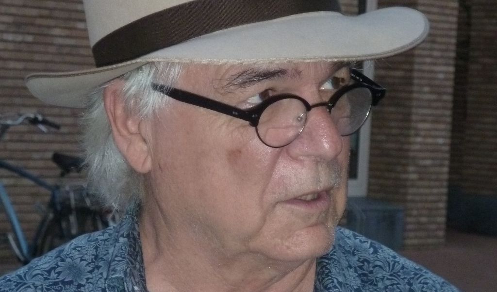 Sahnede kalp krizi geçirdi! 4