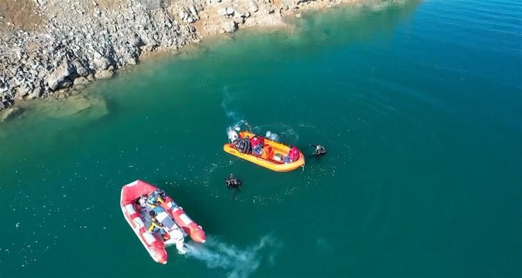 160 kişi 750 bin metrekarede Gülistan'ı arıyor! 10
