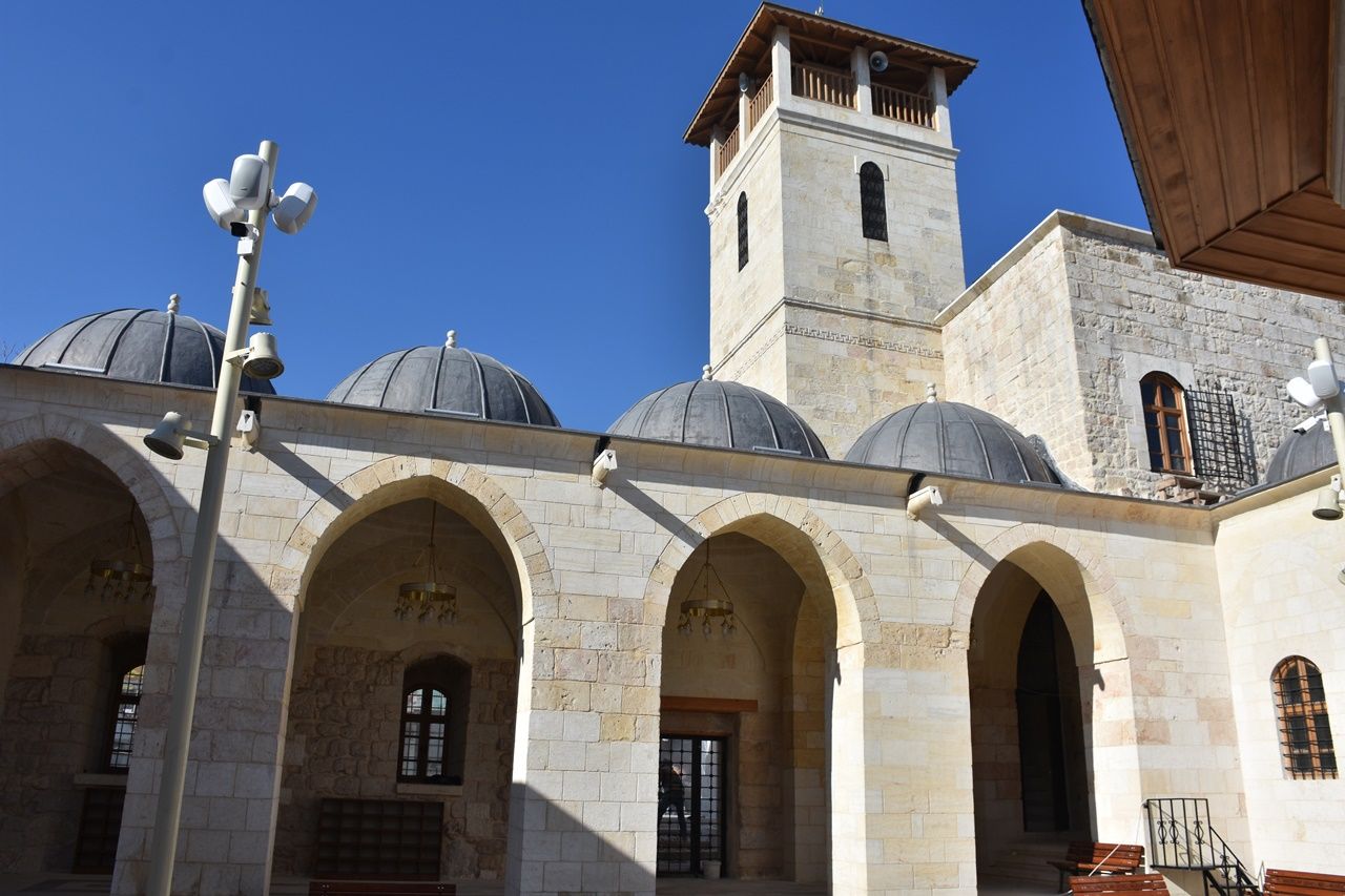 Türkiye restore etti! El Bab Ulu Camisi ibadete açılıyor! 8