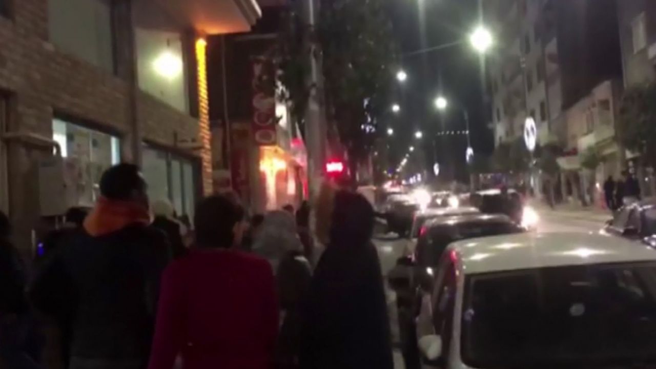 Depremden sonra ilk görüntüler 1