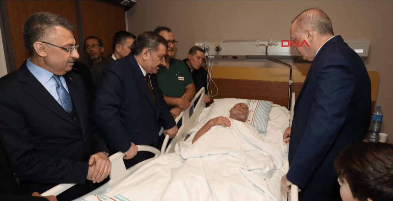 Cumhurbaşkanı Erdoğan yaralıları ziyaret etti... 10