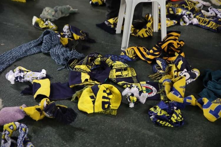 "Elazığ üşüme Fenerbahçe seninle..." 1