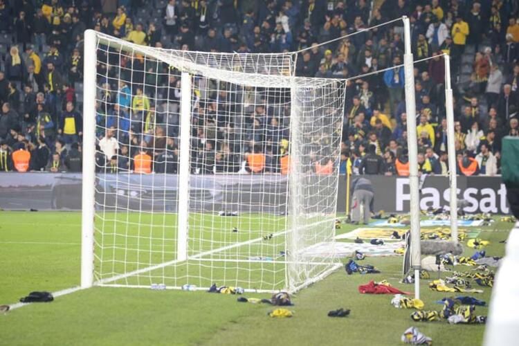"Elazığ üşüme Fenerbahçe seninle..." 2