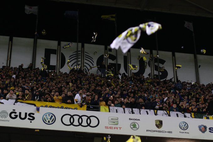 "Elazığ üşüme Fenerbahçe seninle..." 7
