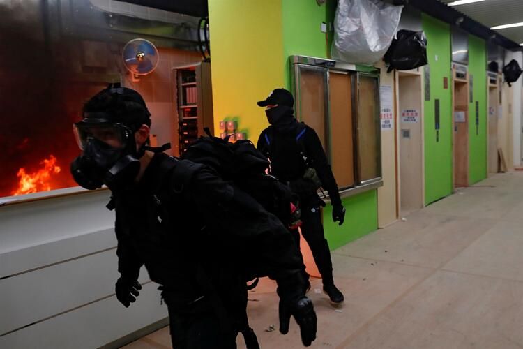 Korona virüsü karantina binasına bomba atıldı! 15