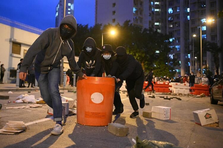 Korona virüsü karantina binasına bomba atıldı! 25