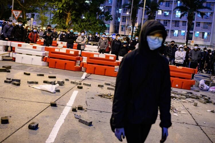 Korona virüsü karantina binasına bomba atıldı! 8