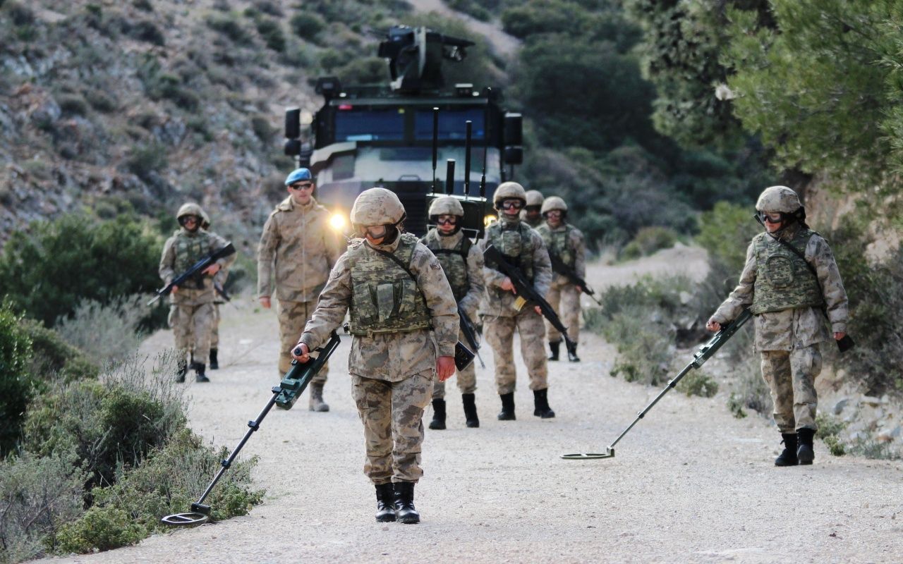 İzmir’den Uşak’a kadar koşuyor, Uşak’tan da Trabzon’a yürüyorlar 28