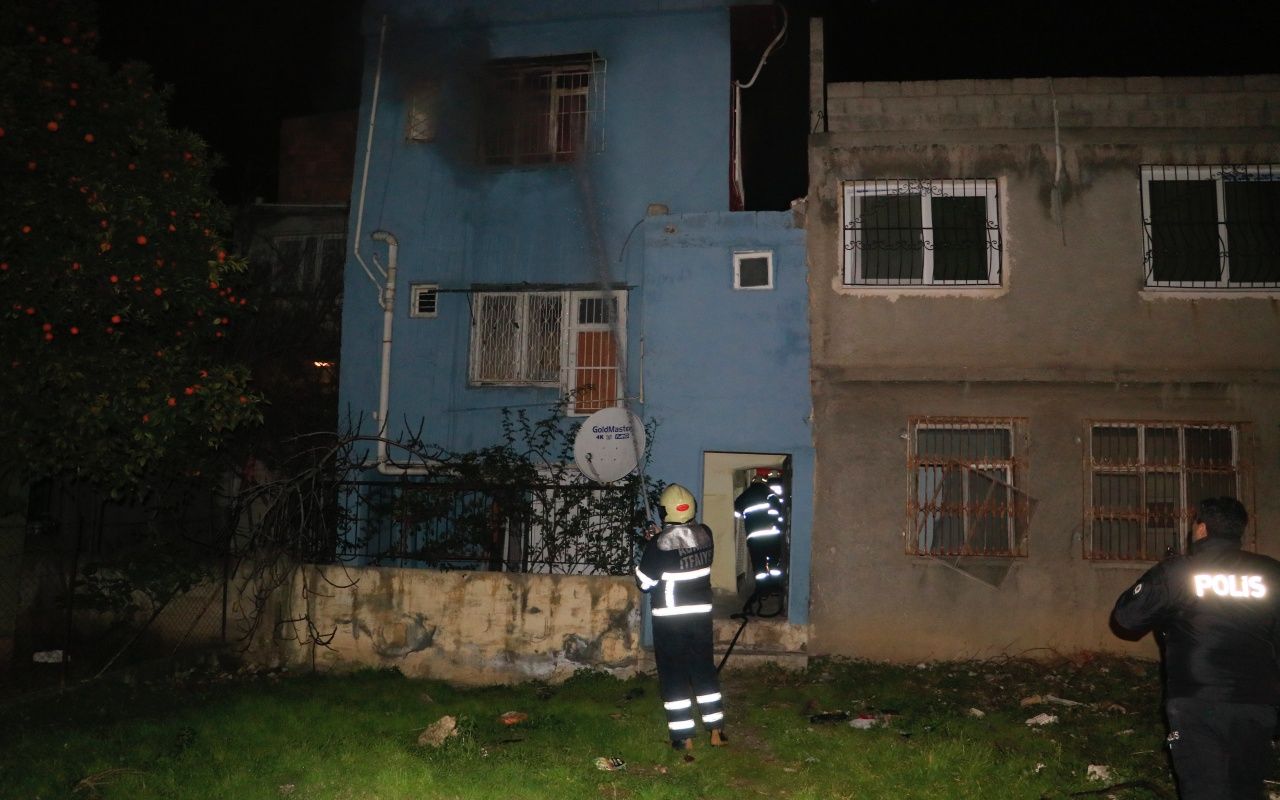 Dini nikahlı eşini dövüp, evini ateşe verdi 4