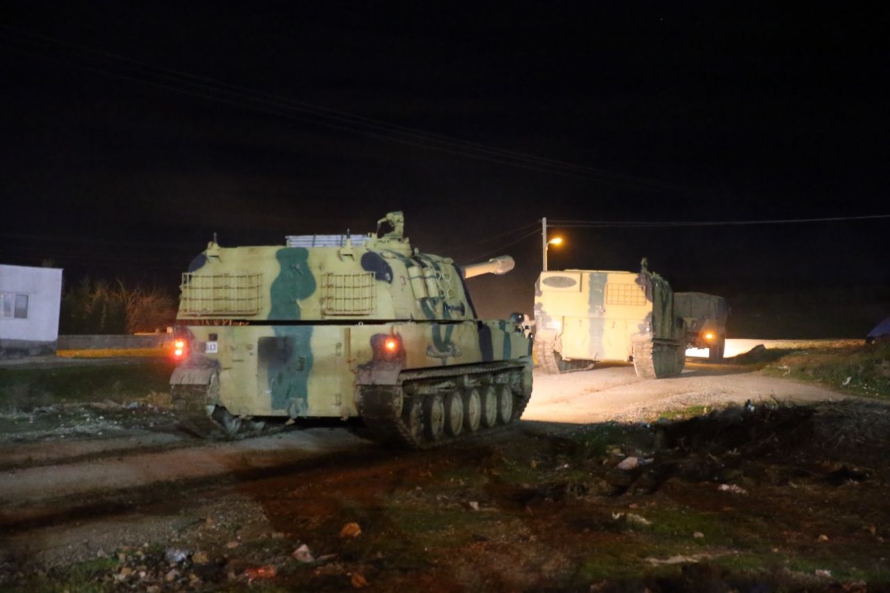 Suriye sınırına tank ve zırhlı sevkiyatı! 7