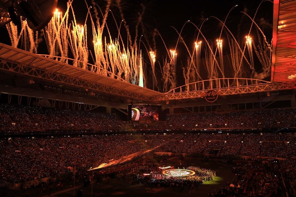 Jennifer Lopez ve Shakira Latin rüzgarı estirdi 25