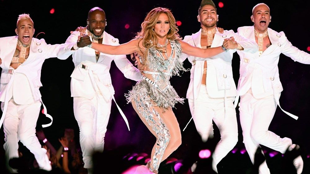 Jennifer Lopez ve Shakira Latin rüzgarı estirdi 37