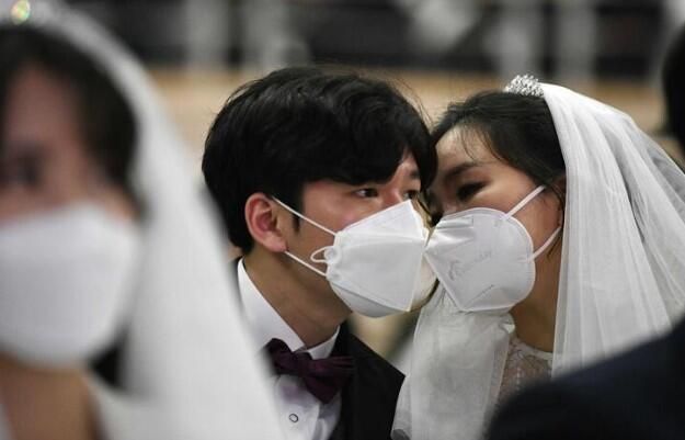 Korona virüsü bile durduramadı! 6 bin çifte toplu nikah 25